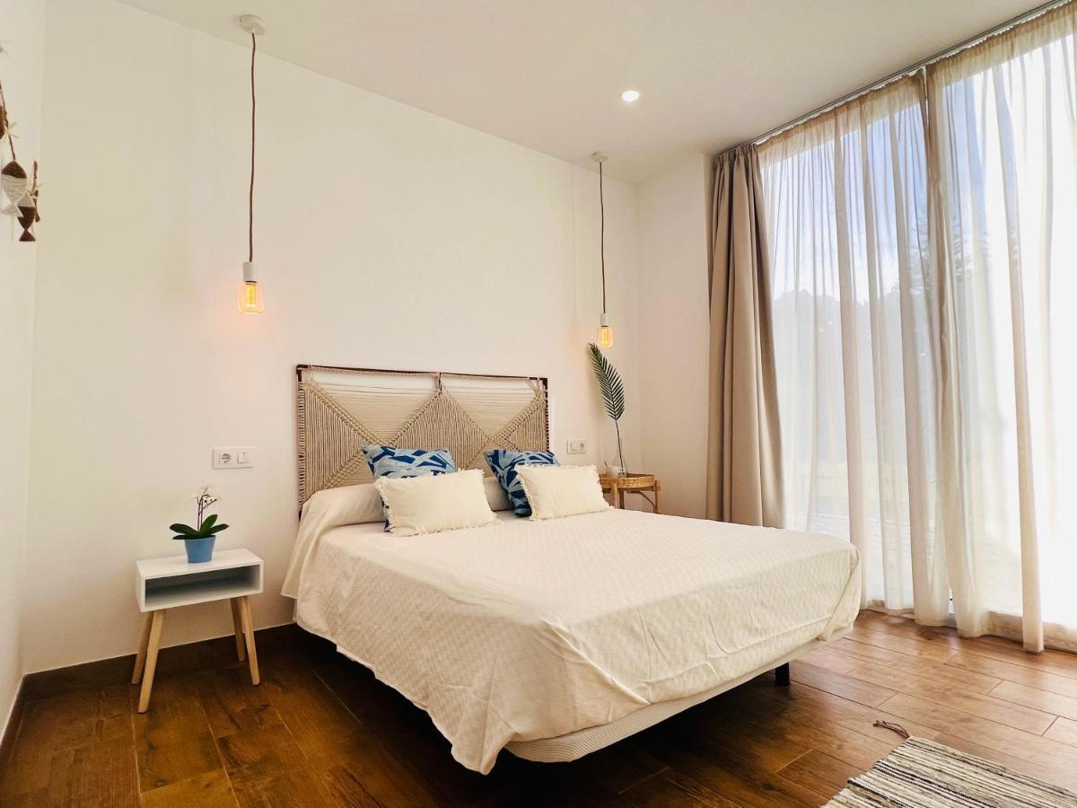 Horacia - Playa De La Jara Con Piscina Apartment